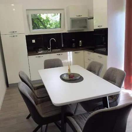 With A Parking Space Sinj, Zagora - 21628 Apartment