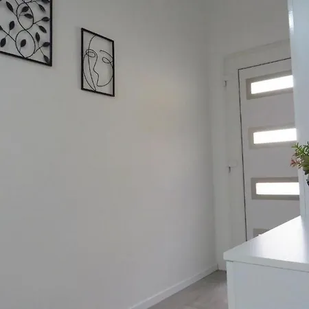 Apartamento With A Parking Space Sinj, Zagora - 21628 *